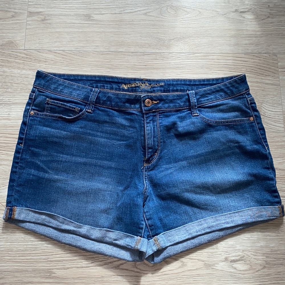 Arizona Jean Shorts